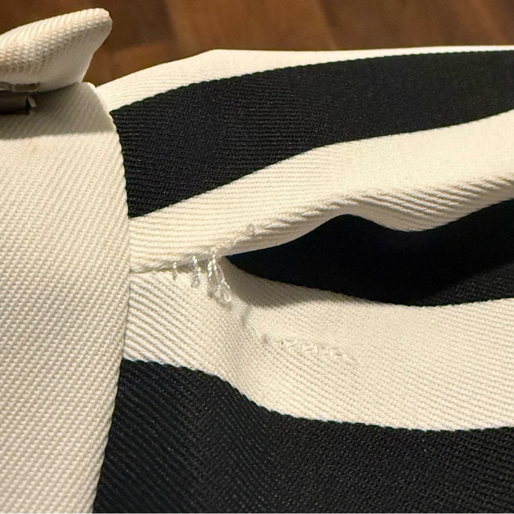 MARC JACOBS Black and White Striped Women's Skirt size 8 - Picture 9 of 11